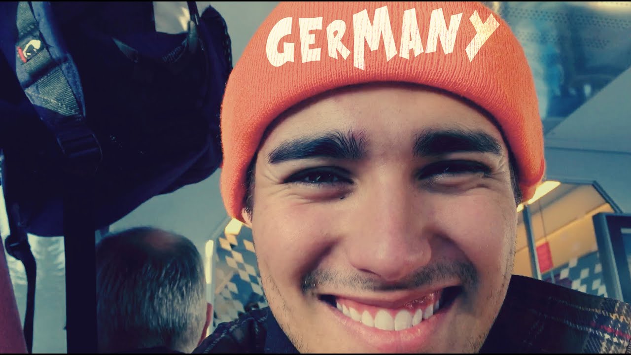 One ticket to Germany, please! / Un boleto para Alemania, por favor!