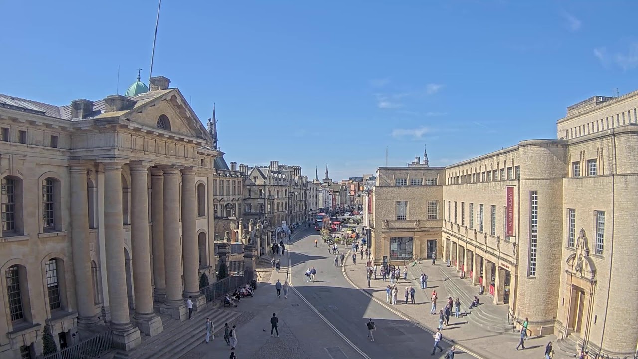 Oxford Martin School Webcam - Broad Street, Oxford