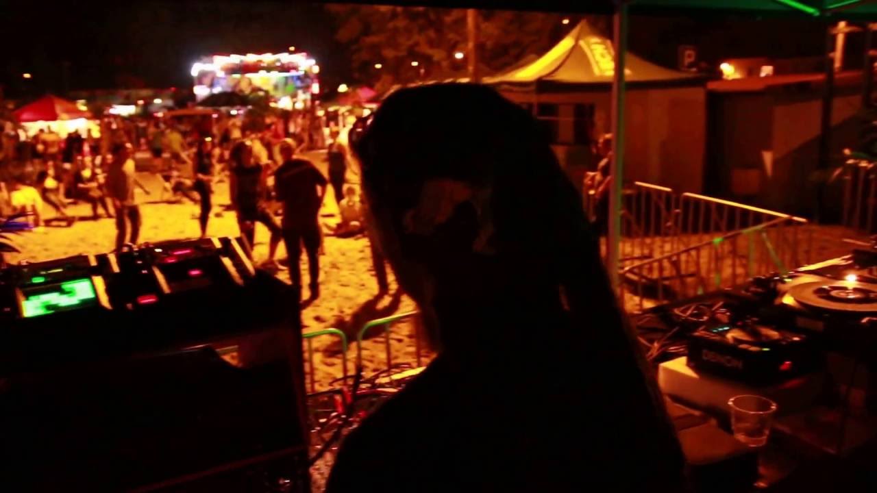 Rootsfadda & GabiMystic meets RiseUp! Sound System - Najcieplejsze Miejsce na Ziemi 2016