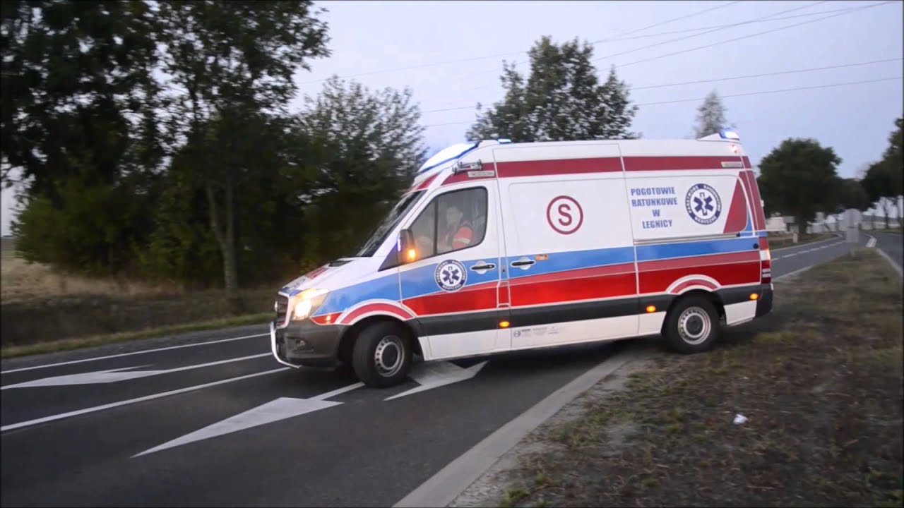 Głog&oacute;w wypadek na skrzyżowaniu. 9 os&oacute;b poszkodowanych!