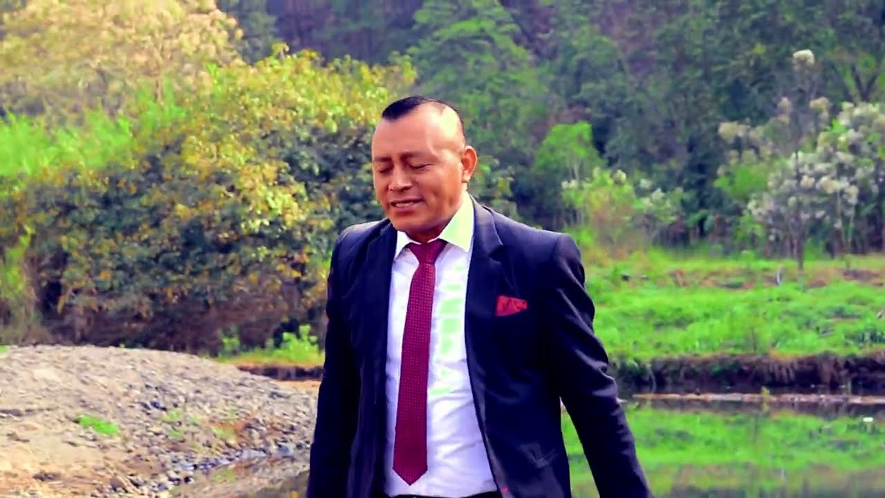 José nas y su teclado  un día Jesús  2023