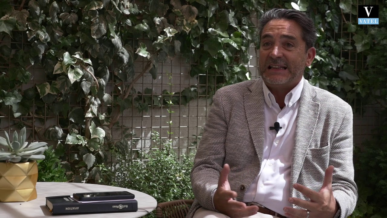 &iquest;Quieres ser director de hotel? Javier Friera te da un consejo