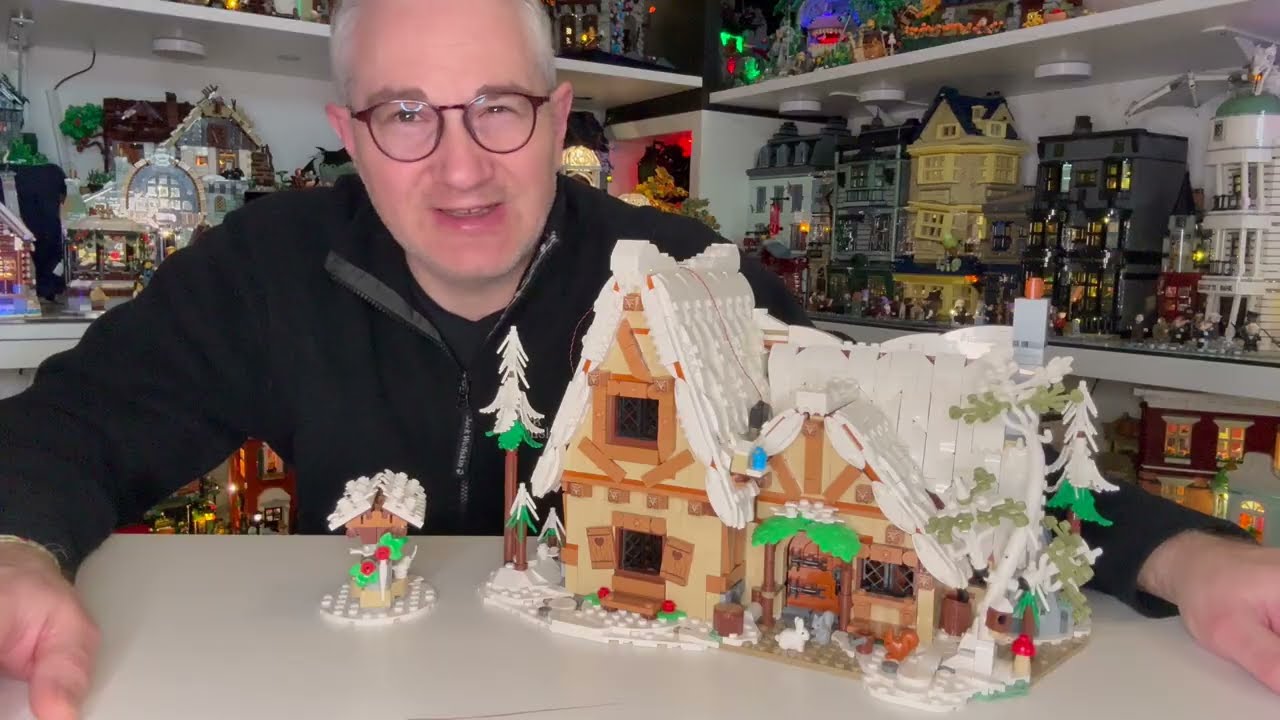 Snowy Cottage MOD - toller Umbau des Lego-Schneewittchen-Sets 43242, Rebrickable-MOC243582