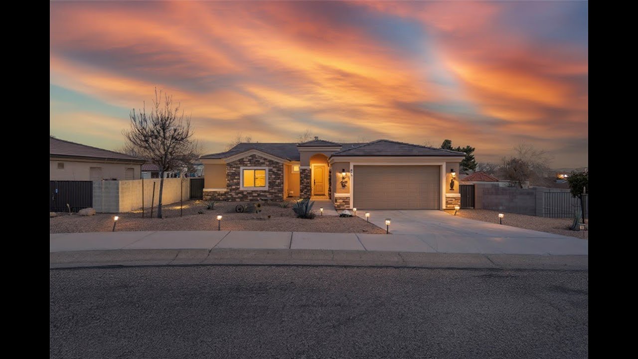 Video tour of Residential at 475 Greenway Drive, Kingman, AZ 86401