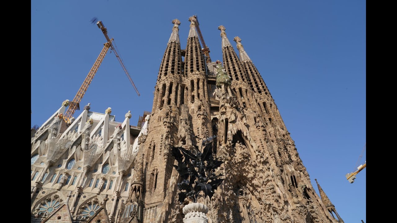Sagrada Familia: Gaudi's Masterpiece in 4k