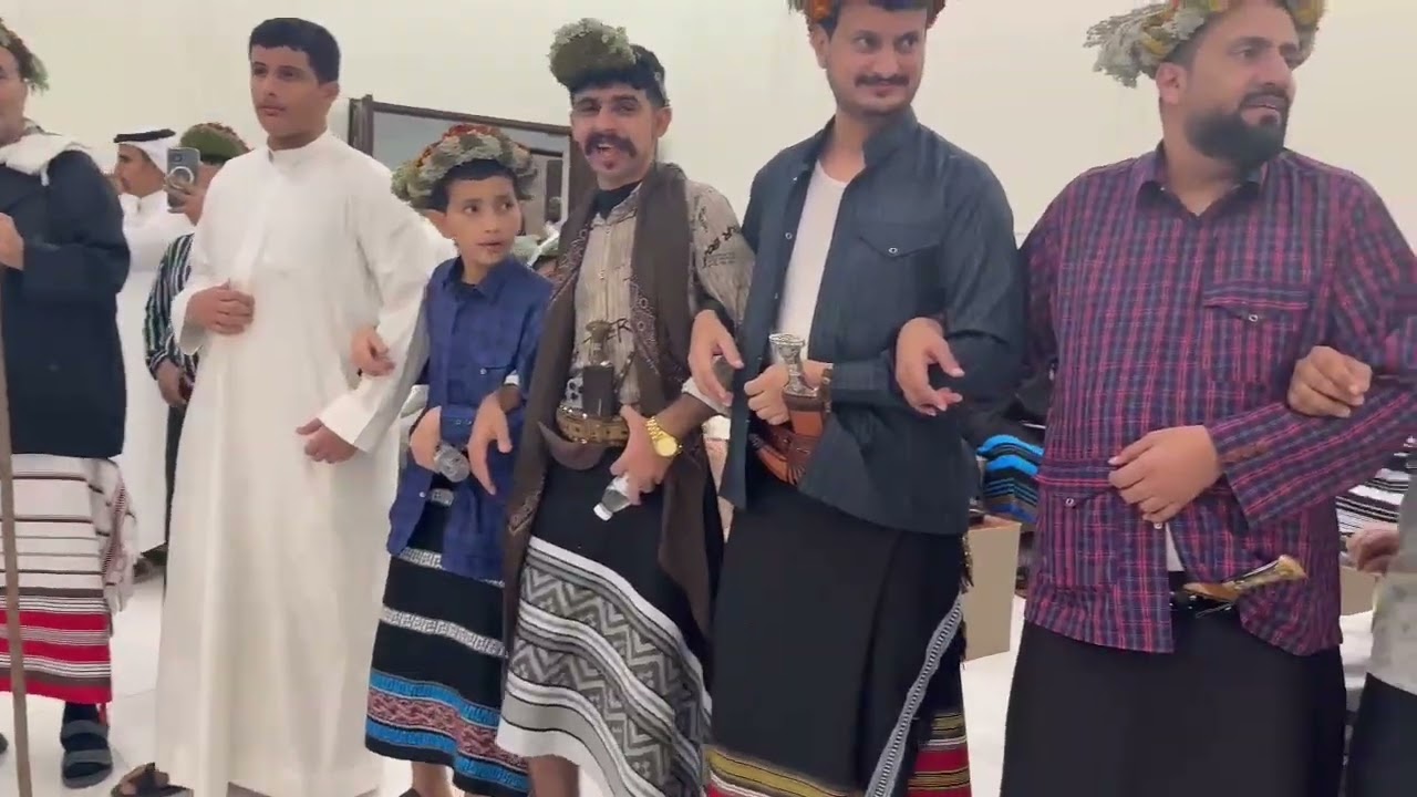 تكثيرة الشاعر سلطان ميسر جابر المعيني بحفل زواج حسام يحيى المعيني تصوير سلمان ترابي المعيني