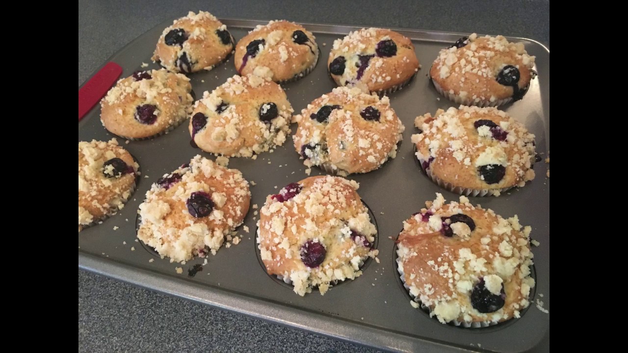 Blueberry Muffins | Dina's Kitchen