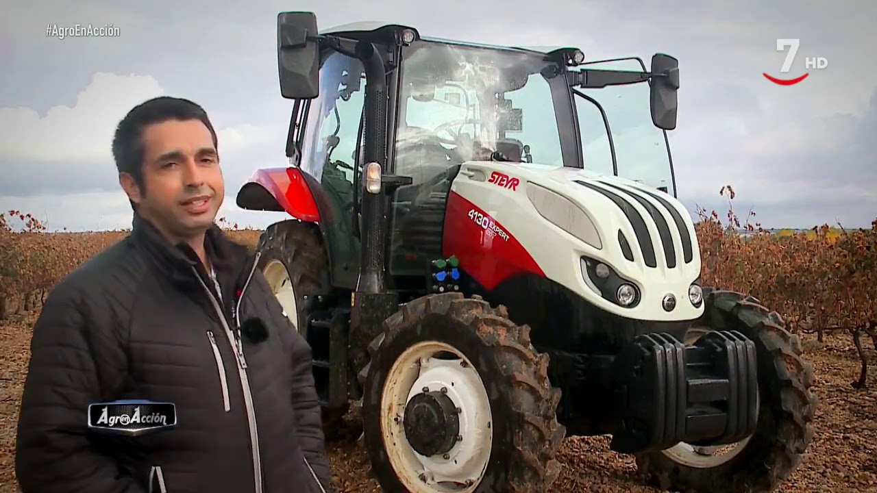 Agro en acción (109).- Steyr 4130 Expert CVT y abonadoras SV-3 y SV-1 SUPER de Vila