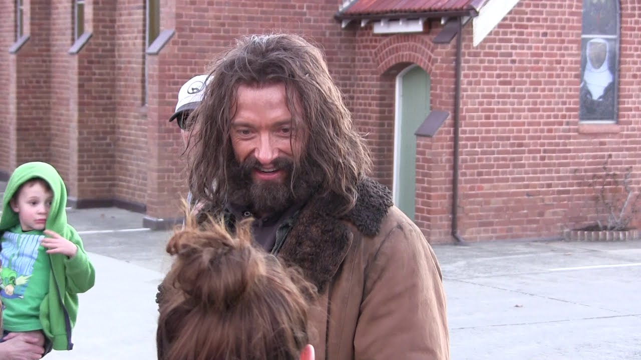 Hugh Jackman takes a break from filming Wolverine to meet and greet the locals of Picton, NSW 2012