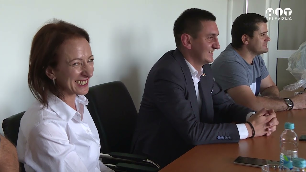 Pelagicevo Ucenici i Takmicari Kod Nacelnika Tesica / Hit Televizija Brcko