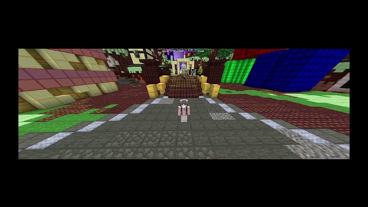 en este video jugare escondite en universocraft