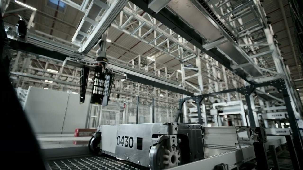 Handling all sizes and shapes – from bulky to fragile, everything moves smoothly