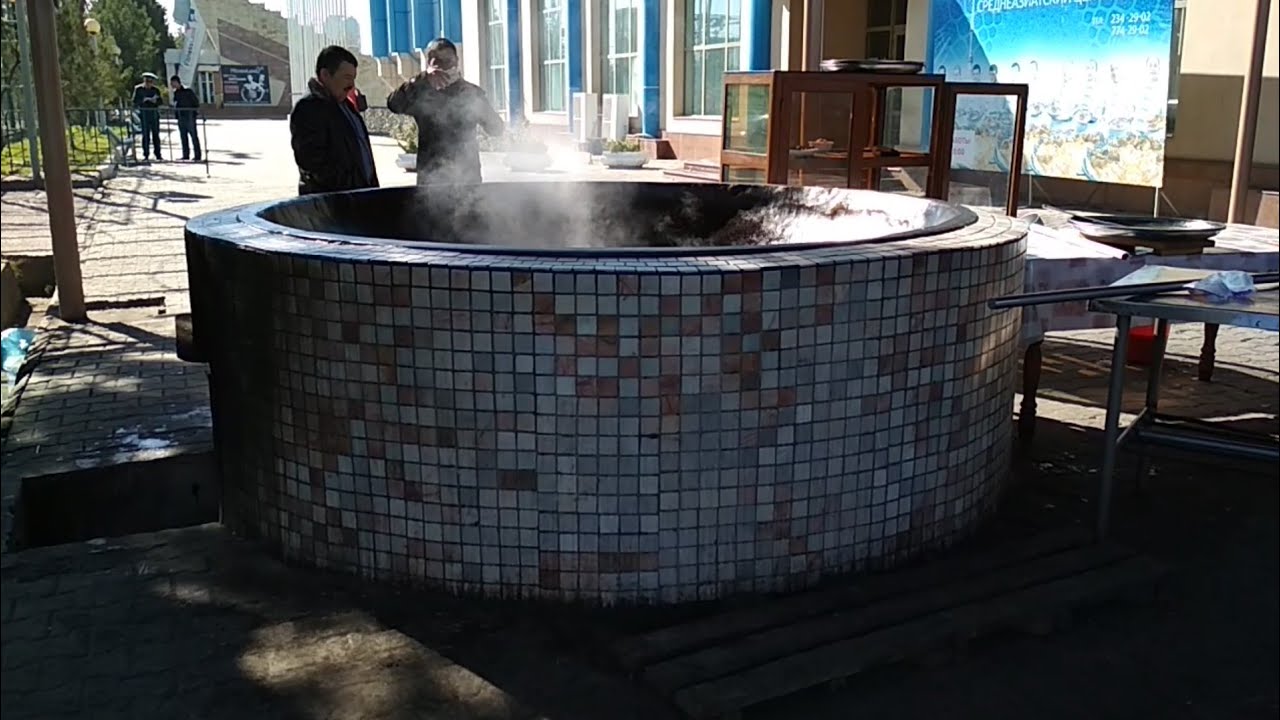 Тез Кабар:  3 тонна АШ демделип,  ГИННЕСке кирди  /  Плов в Ташкенте