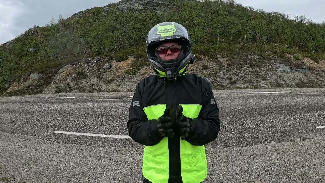 MC 🇳🇴 Ep 10 It's so cold and windy!