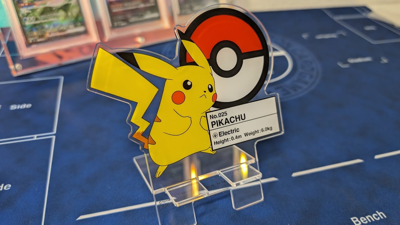ピカチュウのスマホスタンドを買いました（ついでにエクストレカのVラッシュ）