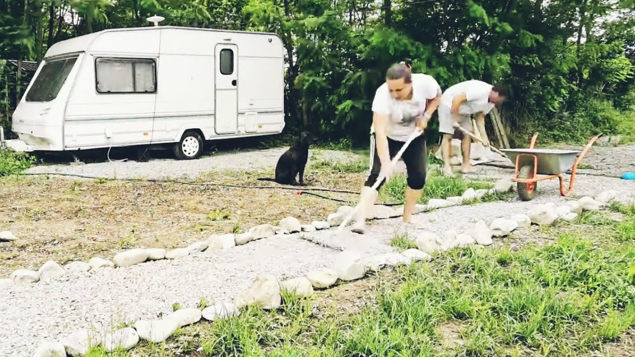 O zi din viața noastră. Treburi în gospodărie, cumpărături și foc de tabără