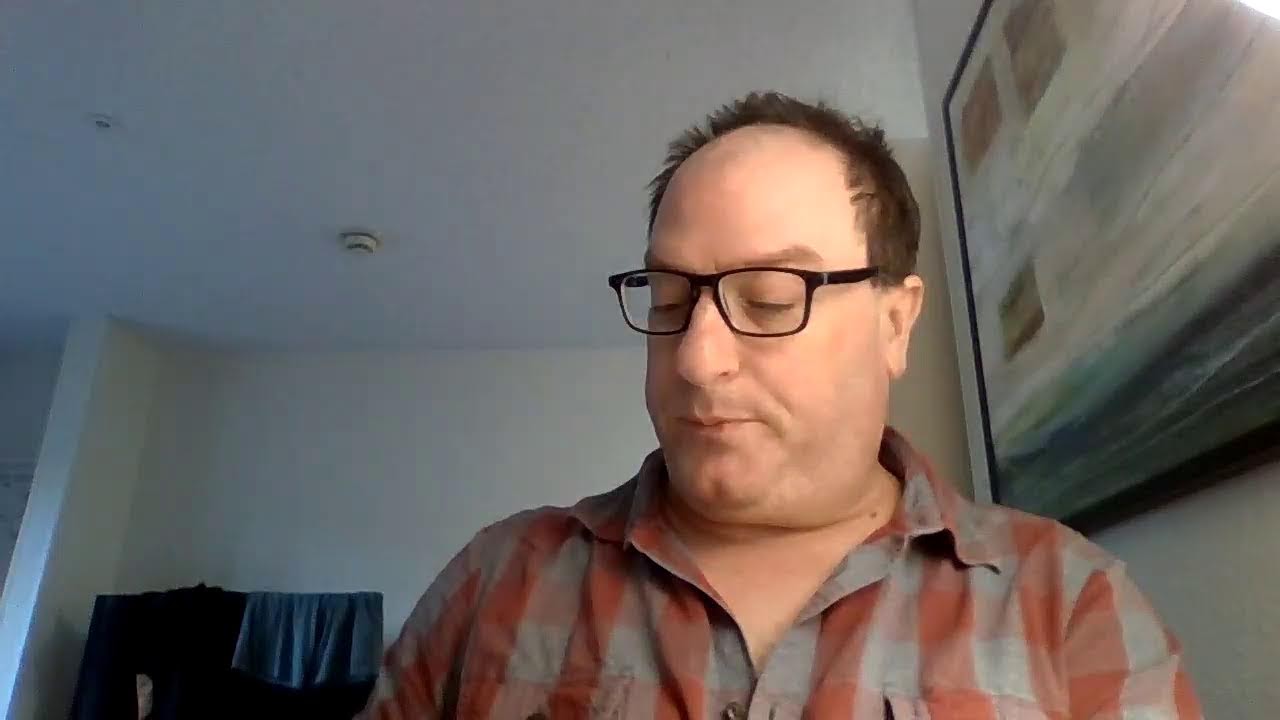 H Mart haul, bulgogi triangle gimbap and green kiwi fruit with the skin #hmart #bulgogi #kiwifruit