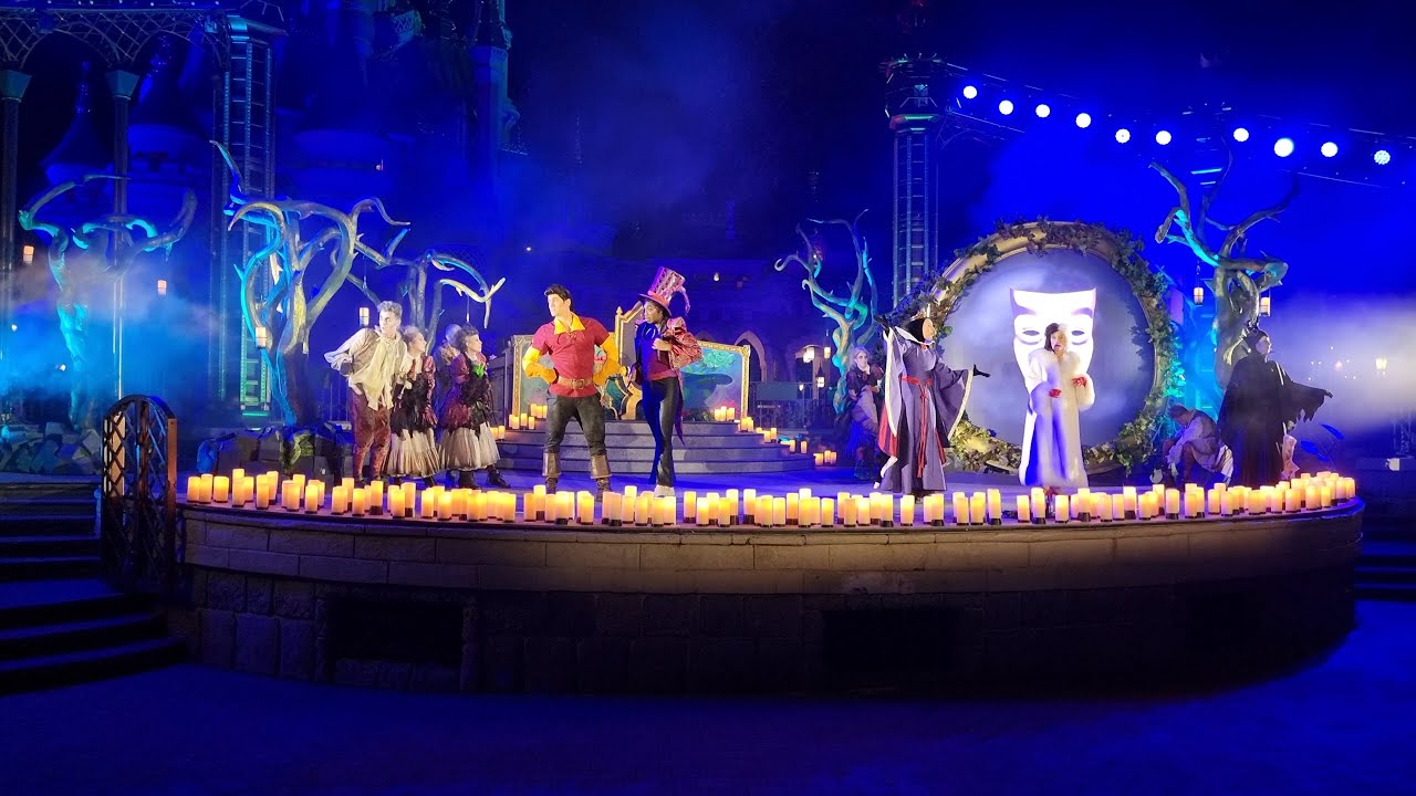 Disneyland Paris : Spectacle Le Bal Désenchanté des Méchants Disney