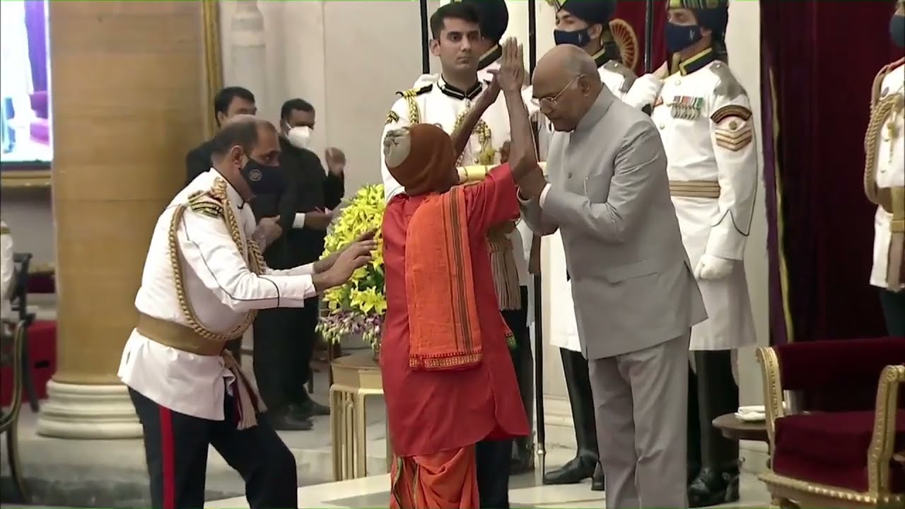 President Kovind presents Padma Shri to Shri Nanda Prusty for Literature & Education