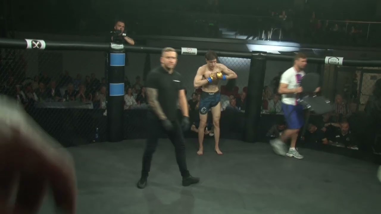 APEX Fighting Championship: Sztejnert vs Erdmann