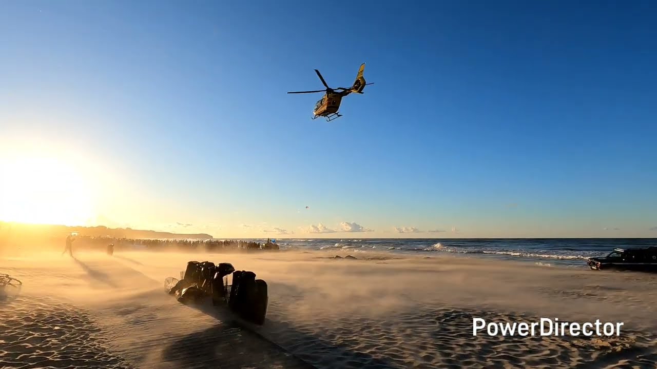 Akcja ratunkowa Władysławowo 18.08.2025 Start śmigłowca LPR na plaży