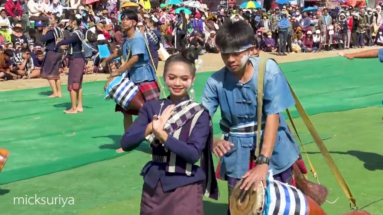 คณะเพชรดงใหญ่ ประเภทข งานออนซอนกลองยาวชาววาปีปทุม 2566