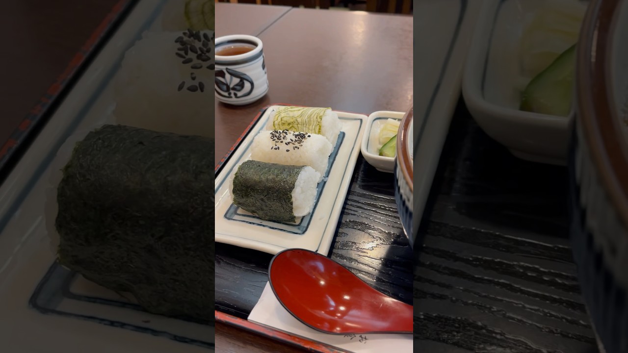 Onigiri and Soba | My daily lunch in Osaka Japan | Japanese food