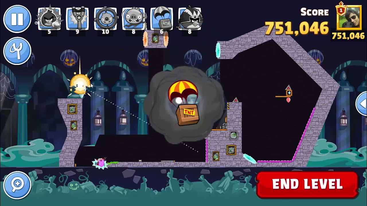 Pig Or Treat 2 angrybirds