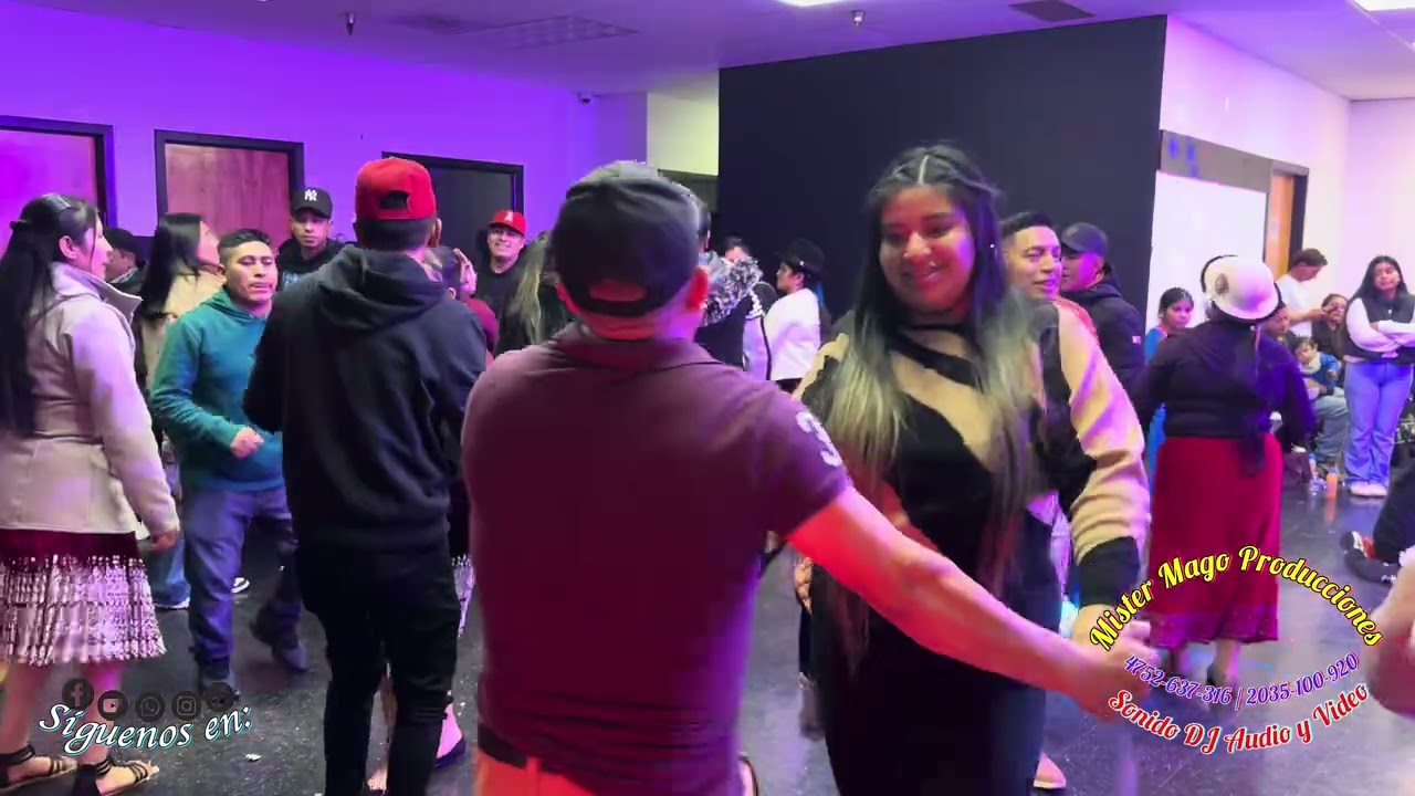 Fiesta de Navidad con Ayllupura Tandarishca Mashicuna Waterbury Connecticut mi Gente Ecuatoriana