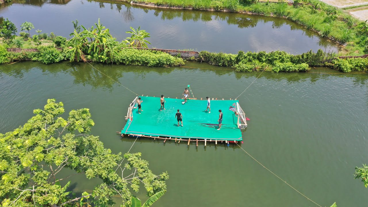PHD | Sân Bóng Trên Mặt Nước | Soccer Field On The Water