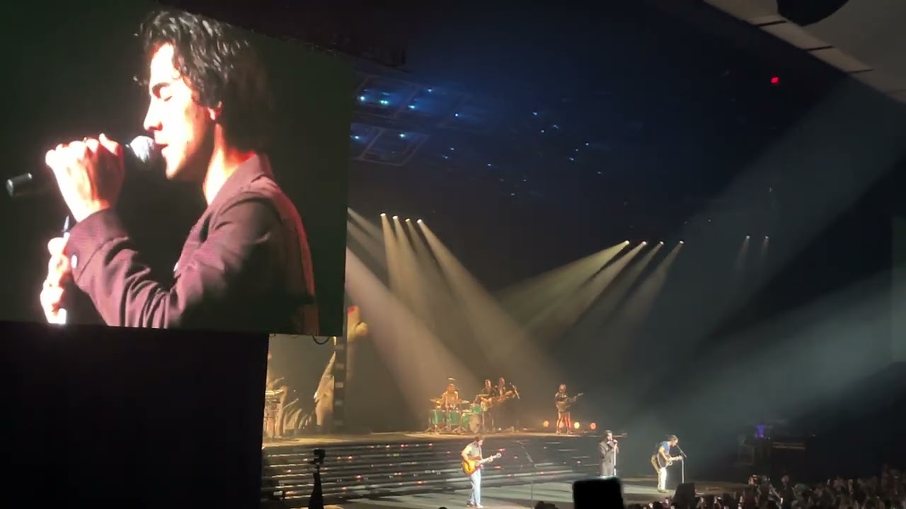 Joe Jonas - Hesitate - Live at the Dolby Theater - Las Vegas 11/10/2022 - Jonas Brothers Residency