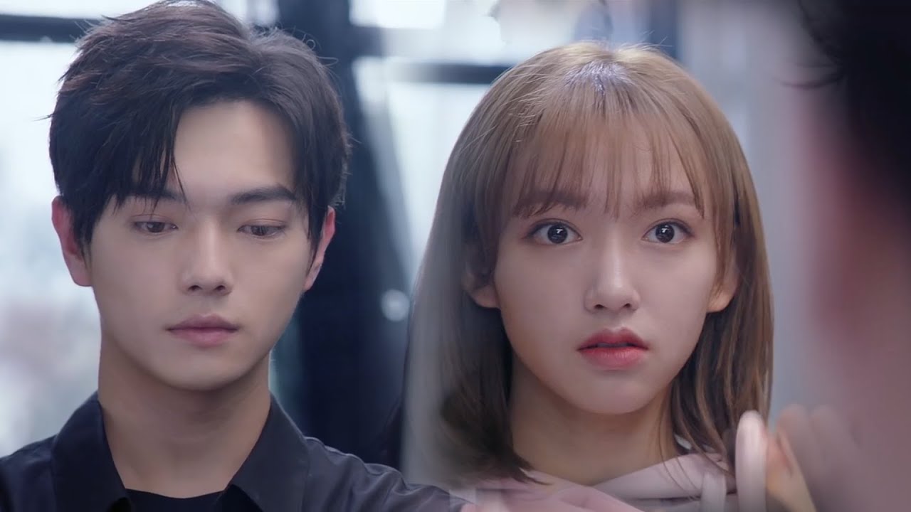 霸总连化妆都不忘怼化妆师，有一说一，霸总这颜值，不用化妆也超帅的！【你微笑时很美 Falling Into Your Smile】