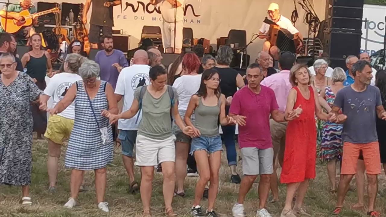 20240811_Fest-Noz au Moustoir en Arradon  avec Korriganed et Carré Manchot