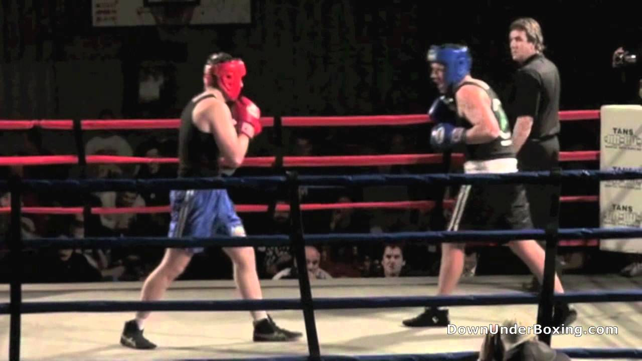 83kg  Kris McKenzie Vs Richard Connolly   720p