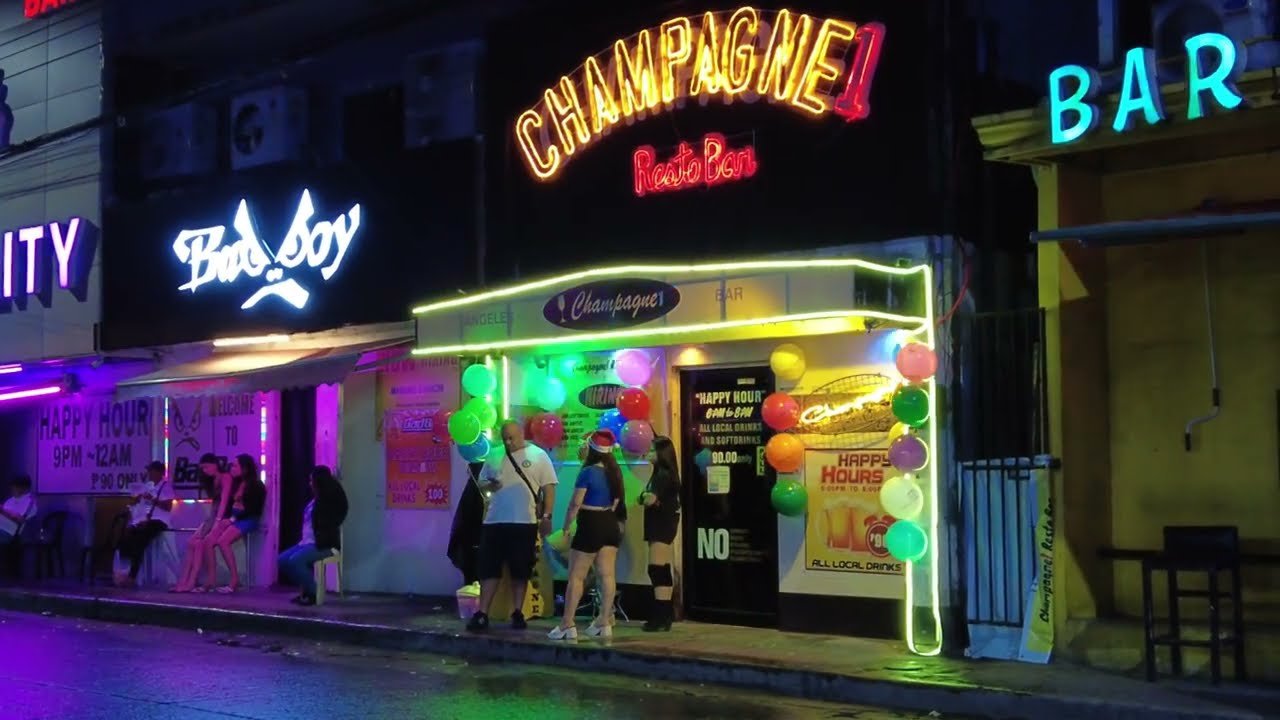 Hottest Shots Of the Walking Street. Pampanga Angeles, Philippines.
