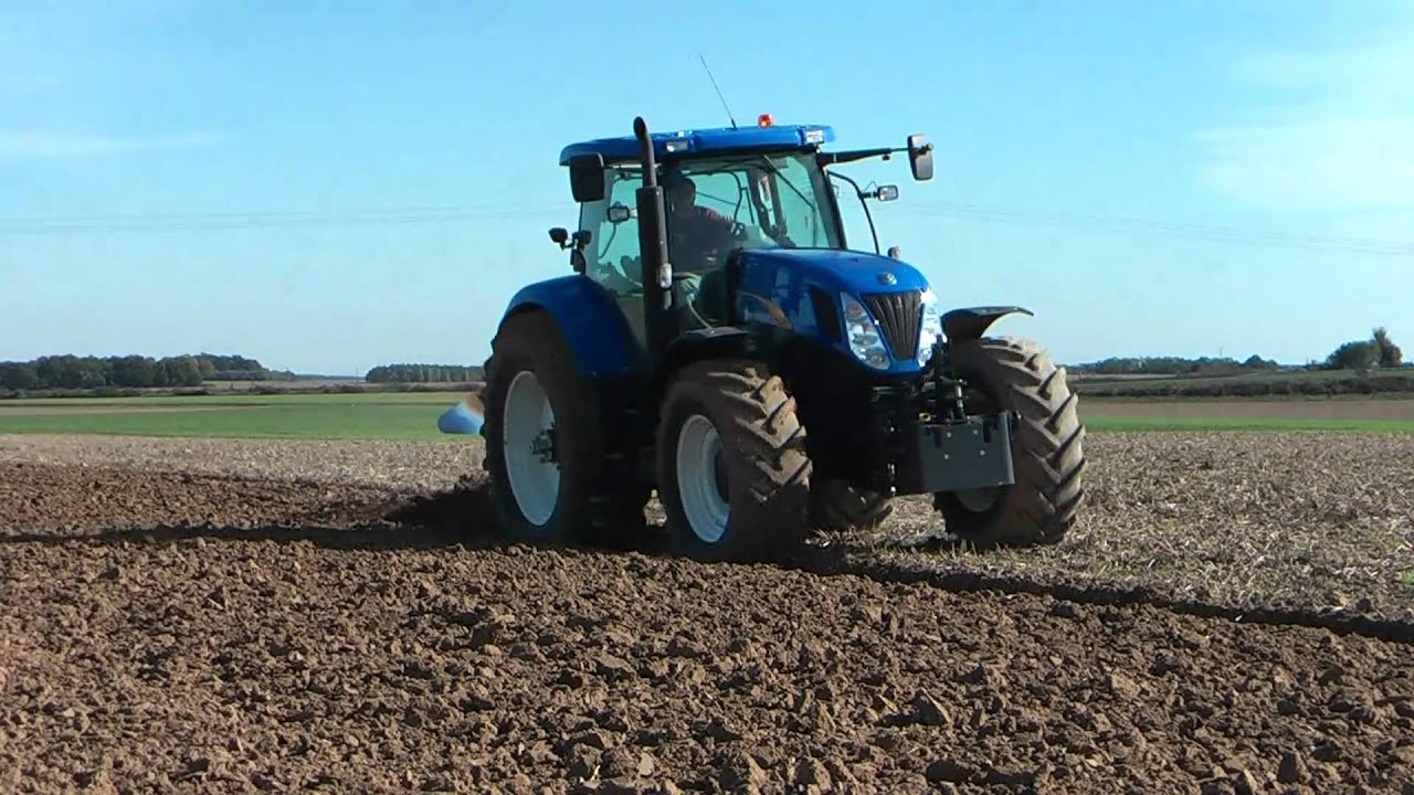 New Holland T7040 & T6050 au semis de blé 2010 - seeding wheat