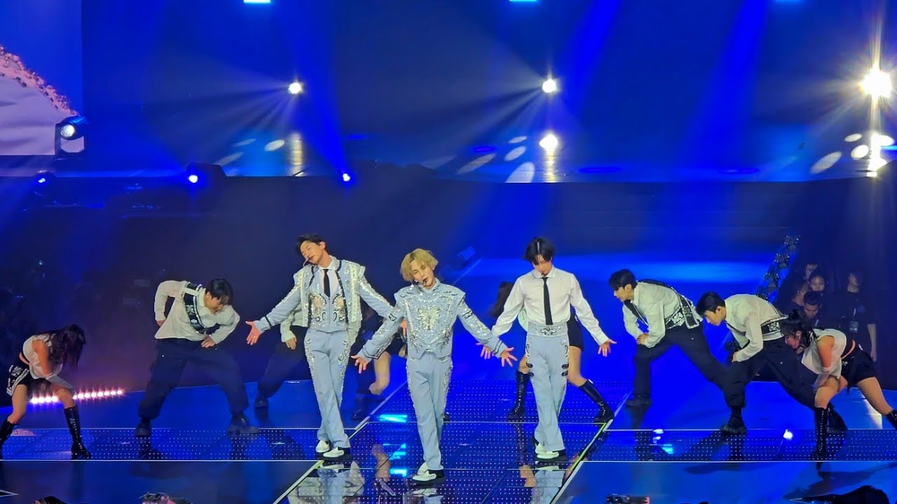20240302 SHINee - Sweet Misery pov cam [SHINee WORLD VI in Singapore]