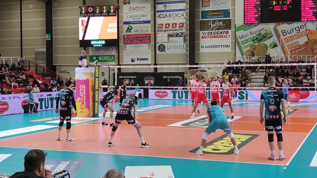 4° Set Ran Takahashi 高橋蘭 Kioene Padova vs Volley Superspike RAN over the top