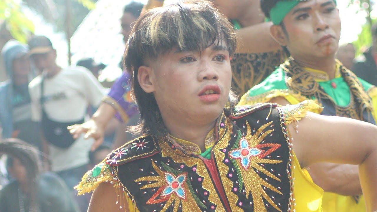 Ebeg Wahyu Sekar Budaya"Girjaya Karangkemiri Kec Jeruklegi