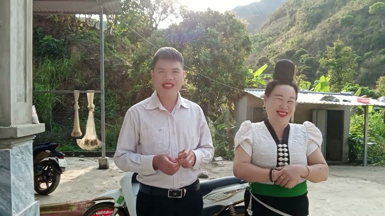 Cảnh khổ chị em 