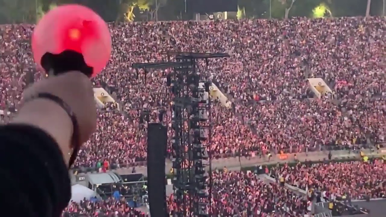 190505 BTS at Rose Bowl 방탄소년단 미국 로즈볼 스타디움 관객석 풀샷