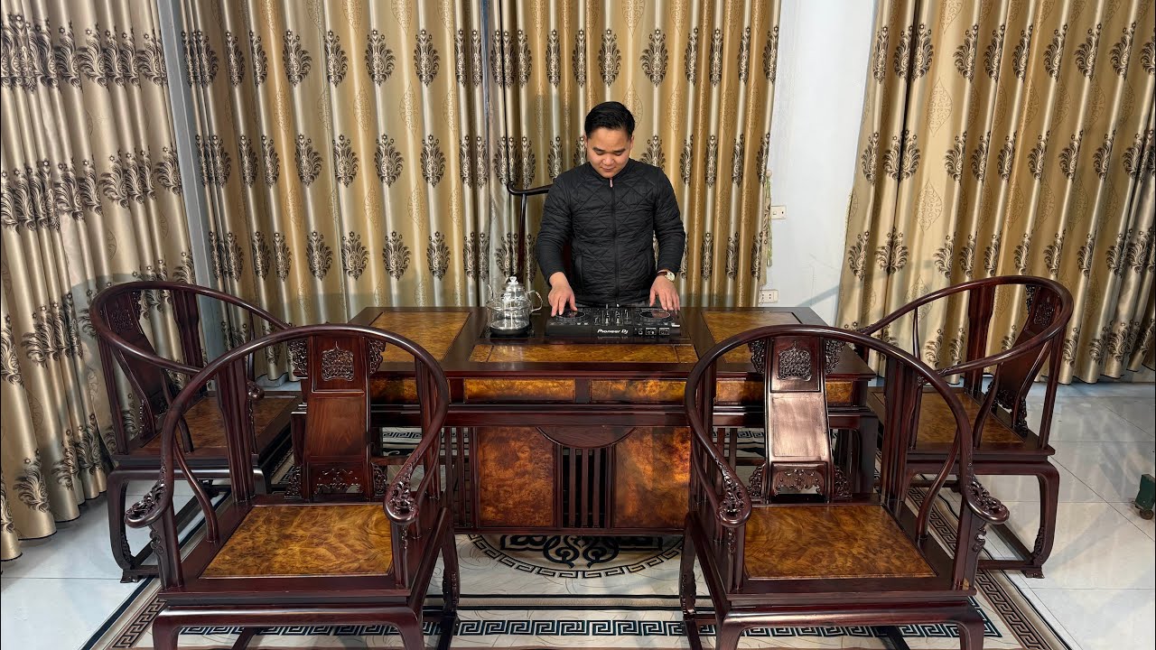 Không Chỉ Chơi Mà Còn Giữ Giá Bộ Bàn Trà Gỗ Cẩm Ván Nu | Đồ Gỗ Vũ Huy