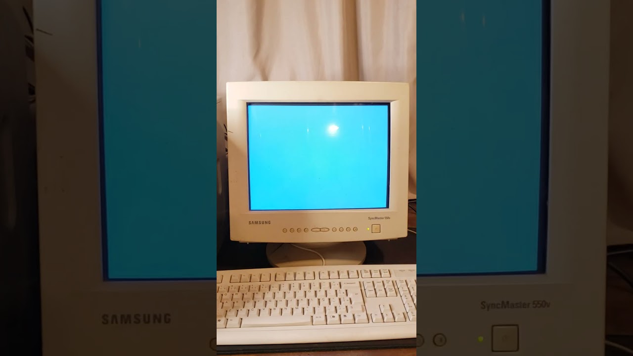 inicializando o Windows 2000 Startup windows 2000 #shorts #retropc
