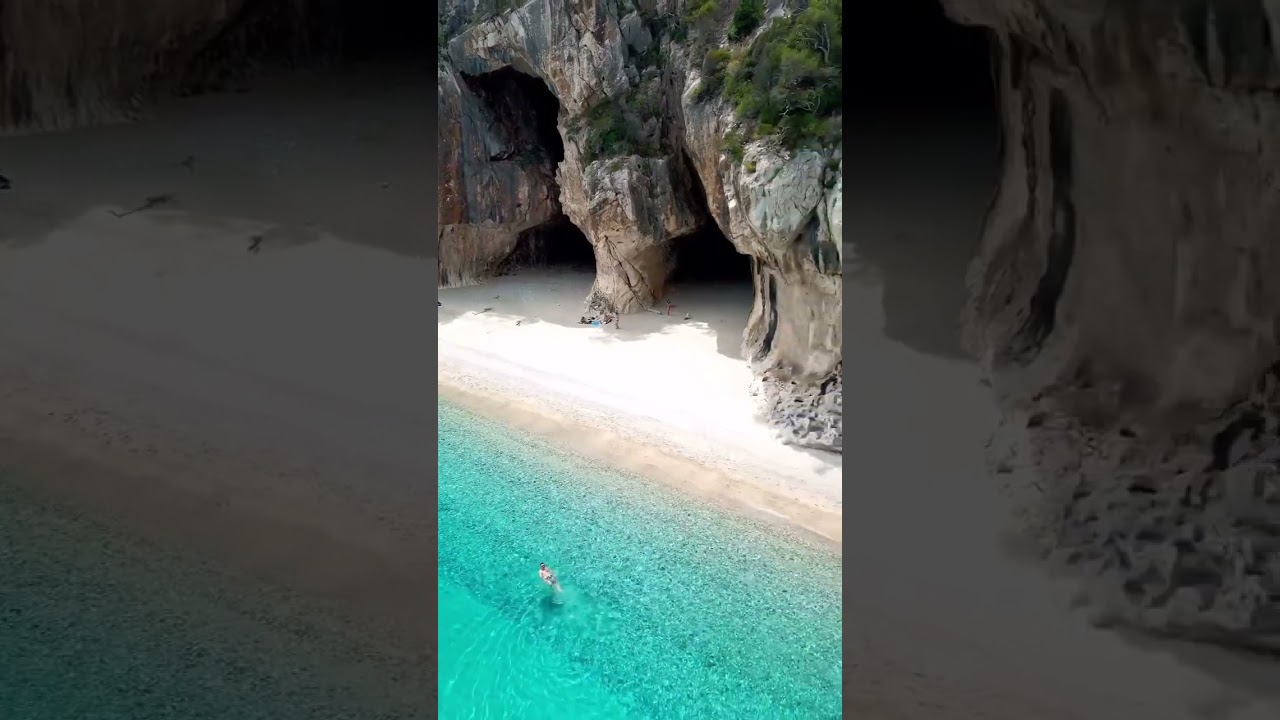 beach day at Cala Gonone in Sardinia 🏖️📸 🇮🇹 #Italy