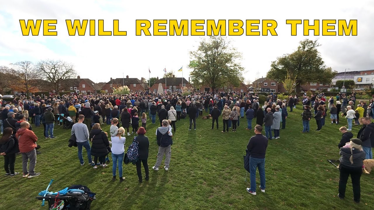 Remembrance Sunday Woodley Town 09th Nov 2025 - 2 Minute Silence