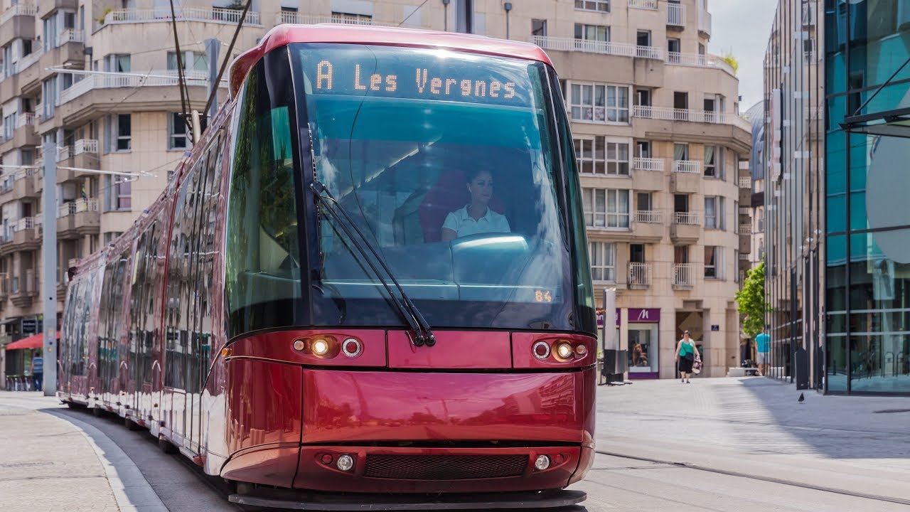 [Clermont-Ferrand] Ligne A - Croisement de rames à Jaude