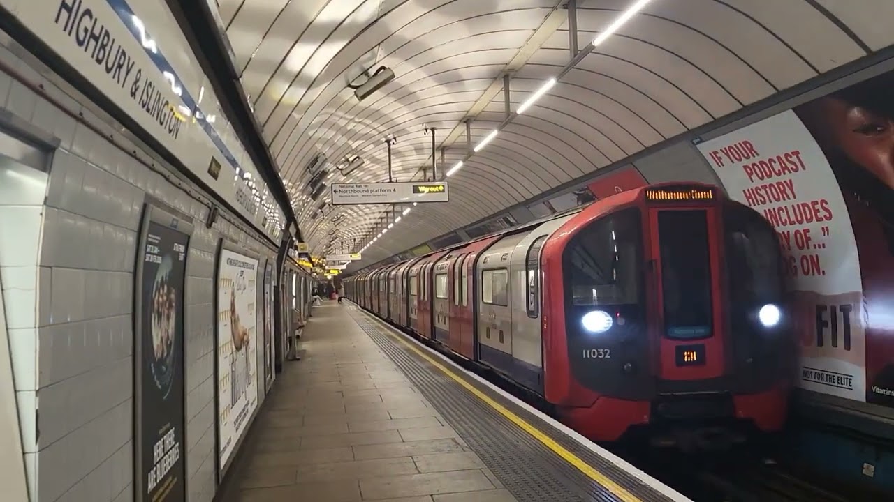 Victoria line at highbury and islington and oxford circus 25/1/26