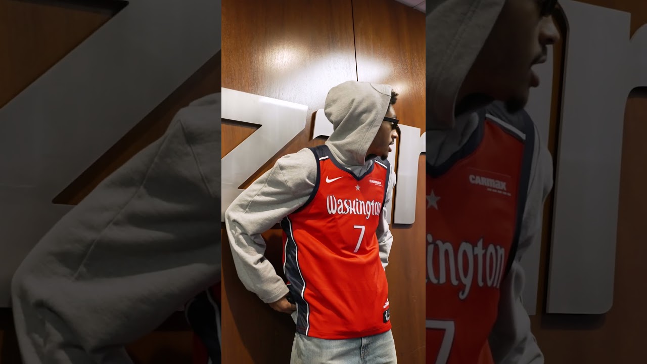 Jordan Poole reppin' the Washington Mystics 📸