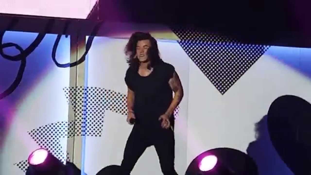 One Direction - Better than words-Rogers Centre August 20, 2015 OTRA