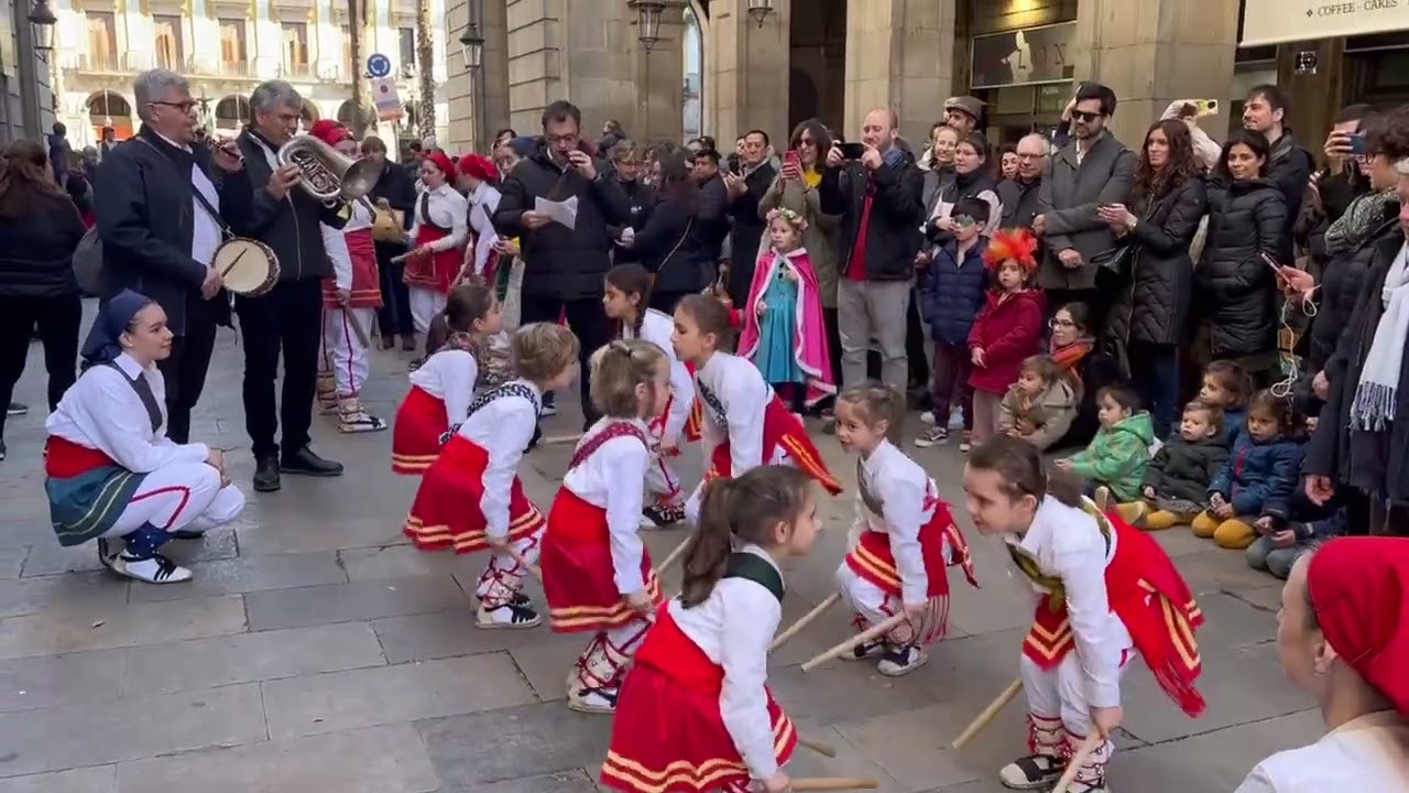 El Virolet, colla bastonera infantil de l'Esbart Català de Dansaires - Festes de Santa Eulàlia 2024